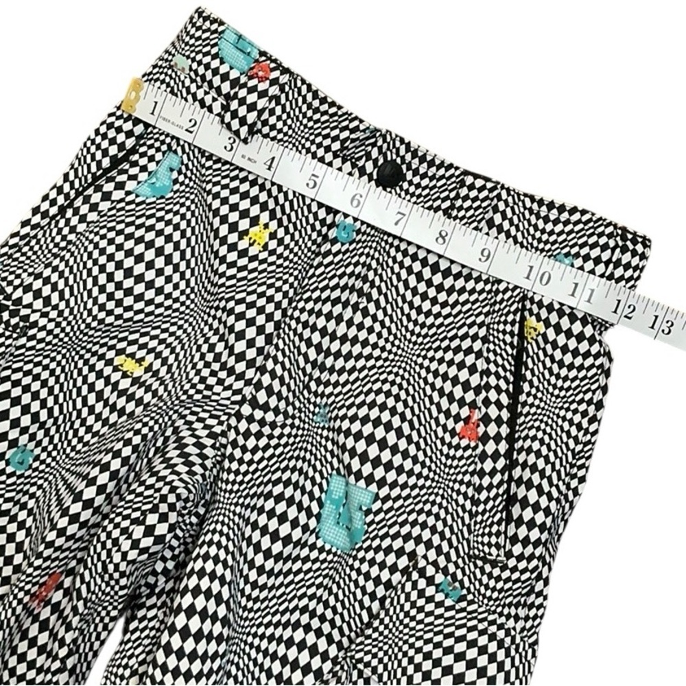 Burton Dryride snowboard ski pants featuring geometric pixel pattern - Picture 10 of 11